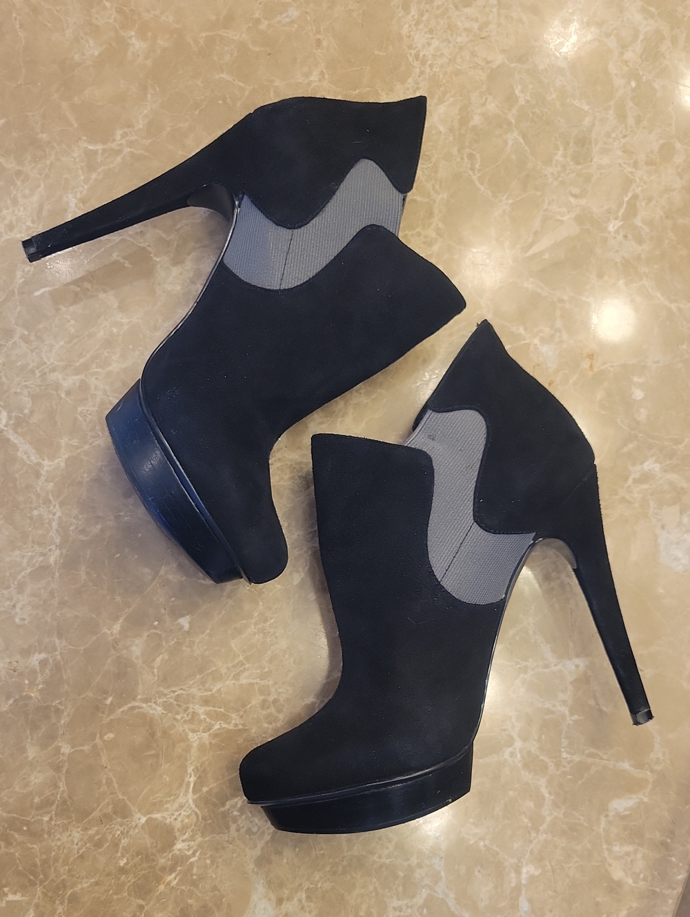Bakers Shoes Black Suede Platform Stiletto Heel Ankle Booties, Sz 9B